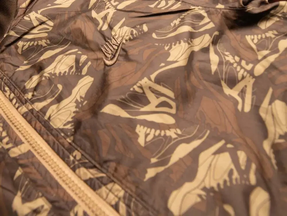 Vintage Nike Men's Reversible Tan and Brown Shoe Print Zip Jacket